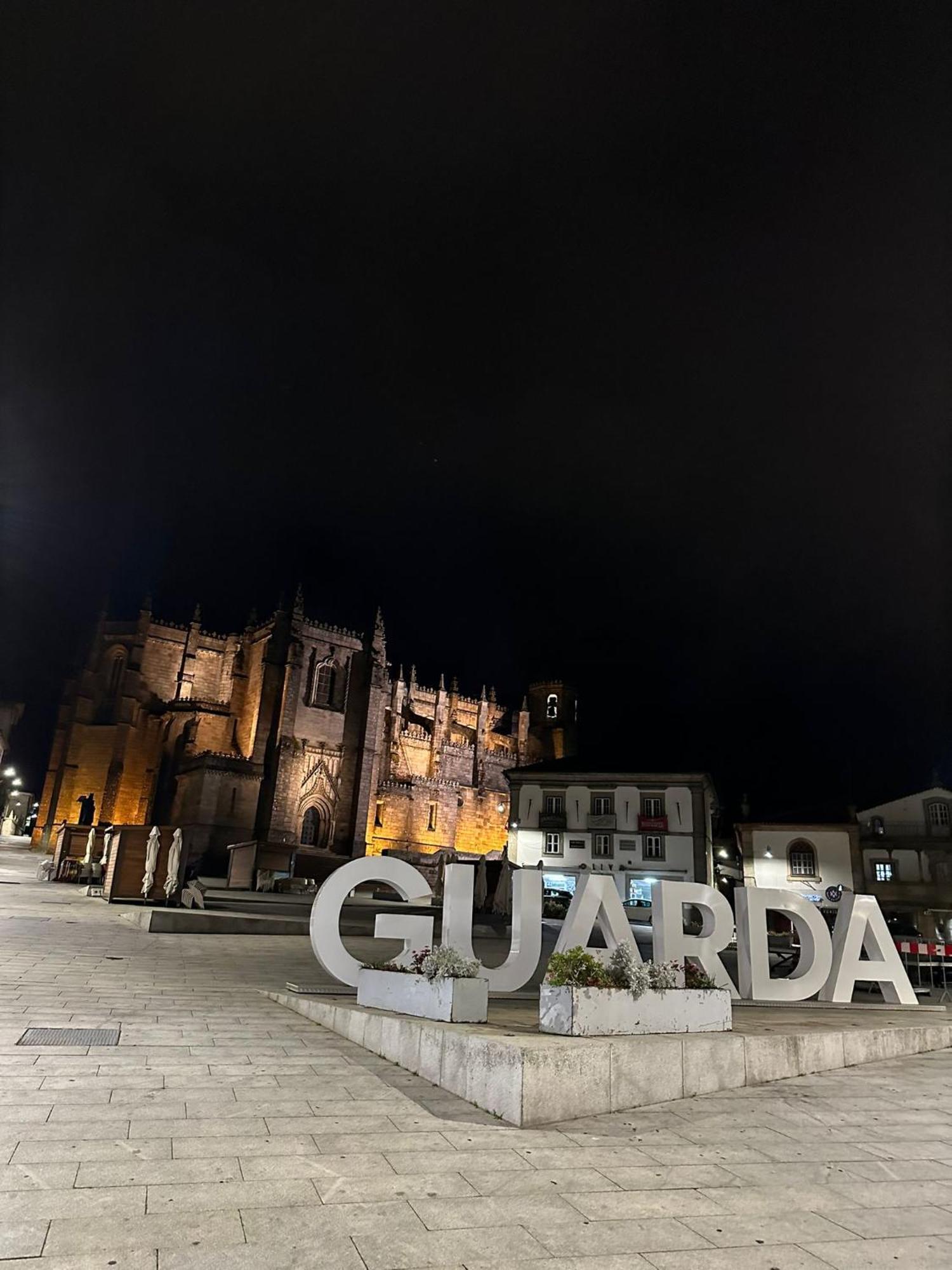 Serrano T1 Centro Da Cidade Guarda Eksteriør billede
